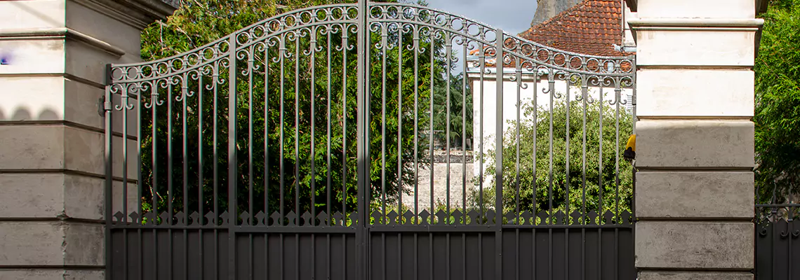 Wooden Swing Gate Repair in Hollywood, FL