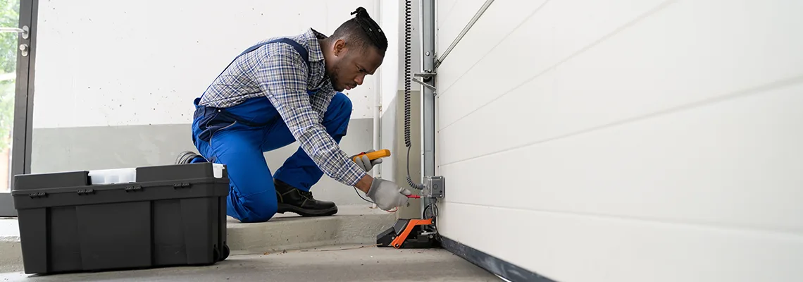 Liftmaster Garage Door Won't Move in Hollywood, Florida