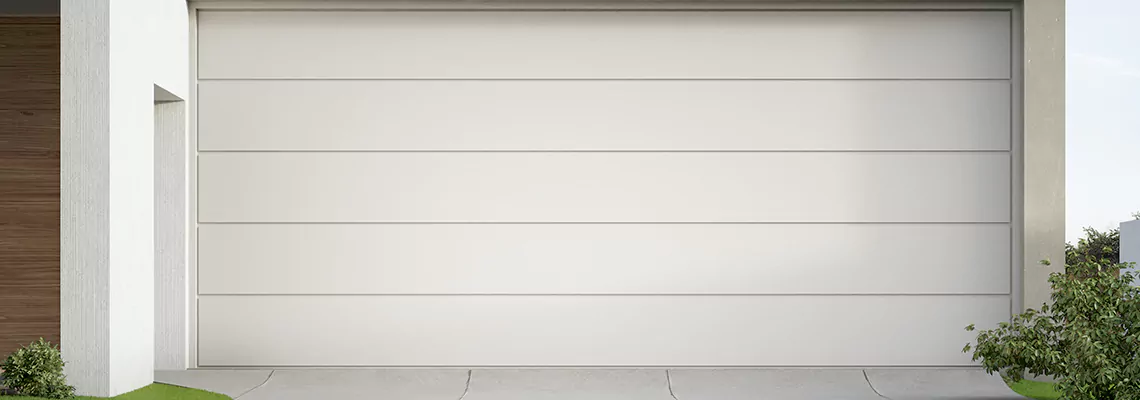 Sliding Garage Door Repair Help in Hollywood, Florida